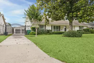 6918 Alderney Dr, Houston, TX 77055 - Photo 3