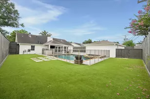 6918 Alderney Dr, Houston, TX 77055 - Photo 31