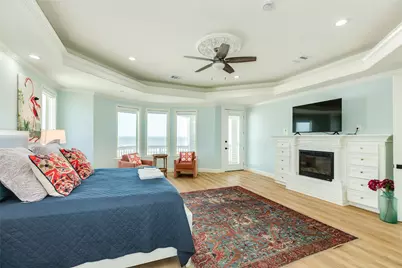 12207 Hershey Beach, Galveston, TX 77554 - Photo 23