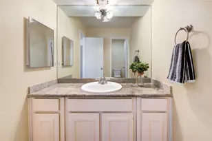 14633 Perthshire Rd, Houston, TX 77079 - Photo 27