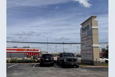 14633 Perthshire Road, Houston, TX 77079 - Photo 47