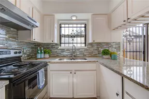 14633 Perthshire Rd, Houston, TX 77079 - Photo 17