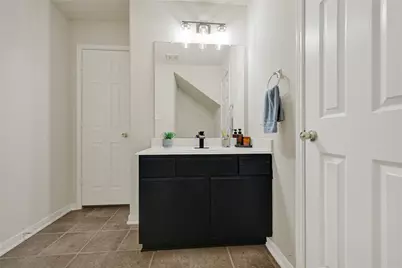 15826 Sheldon Ridge Way, Houston, TX 77044 - Photo 11