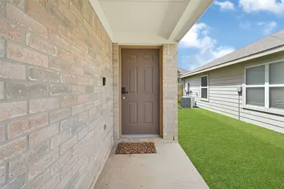 15826 Sheldon Ridge Way, Houston, TX 77044 - Photo 3
