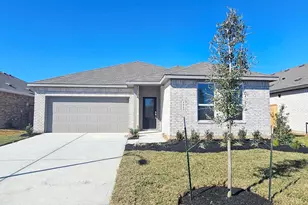 9227 Alaska Shrs Dr, Baytown, TX 77521 - Photo 1