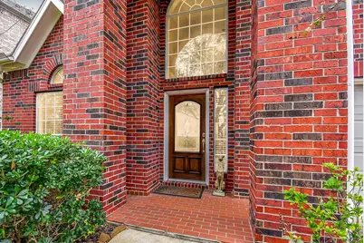 1446 Sherwood Park Circle, Houston, TX 77043 - Photo 3