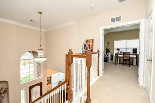 1446 Sherwood Park Cir, Houston, TX 77043 - Photo 33