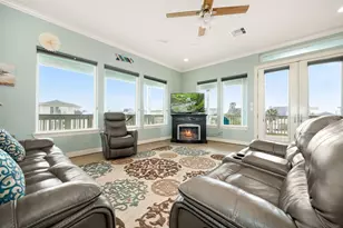 4210 Sandpiper, Galveston, TX 77554 - Photo 7