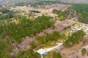 247 County Rd 688, Dayton, TX 77535 - Photo 1