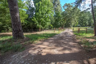 14285 S State Highway 19, Elkhart, TX 75839 - Photo 3