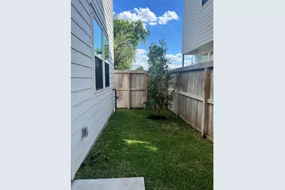 1013 Erin Street #A, Houston, TX 77009 - Photo 23