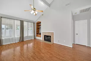 4410 Zimmerly Ct, Sugar Land, TX 77479 - Photo 9