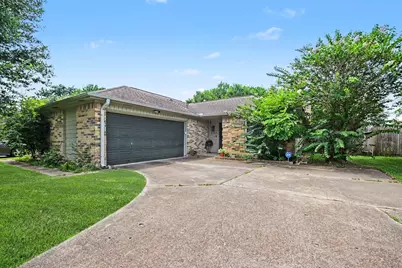 423 Merriweather Street, Houston, TX 77598 - Photo 1