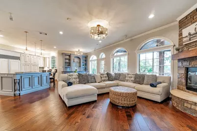 8311 Shoregrove Drive, Houston, TX 77346 - Photo 3