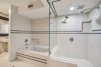 2011 Canongate Drive, Houston, TX 77056 - Photo 23