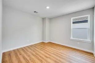 6004 Wedgefield St, Houston, TX 77028 - Photo 19