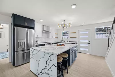 5827 Avenue R, Galveston, TX 77551 - Photo 7