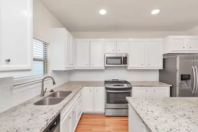 3627 Main Plaza Drive, Houston, TX 77025 - Photo 17