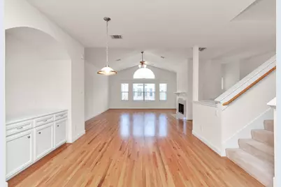 3627 Main Plaza Drive, Houston, TX 77025 - Photo 11