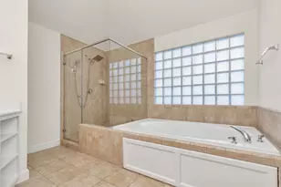 3627 Main Plaza Dr, Houston, TX 77025 - Photo 29