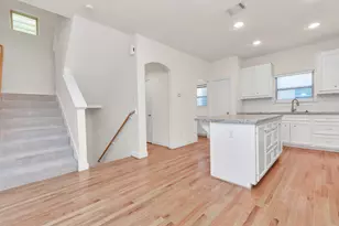 3627 Main Plaza Dr, Houston, TX 77025 - Photo 15