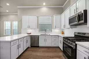 1606 Northwood St, Houston, TX 77009 - Photo 13