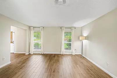 18015 Sagecroft Drive, Houston, TX 77084 - Photo 7