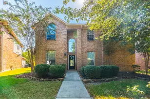 19 Powers Bend Wy, The Woodlands, TX 77382 - Photo 1