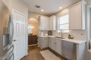 19 Powers Bend Wy, The Woodlands, TX 77382 - Photo 17