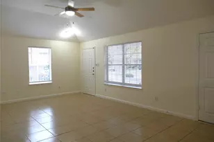 16327 Bettong Ct, Sugar Land, TX 77498 - Photo 5
