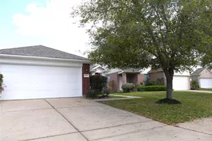 16327 Bettong Ct, Sugar Land, TX 77498 - Photo 1