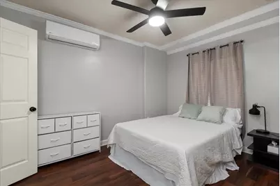 215 Caplin Street, Houston, TX 77022 - Photo 5
