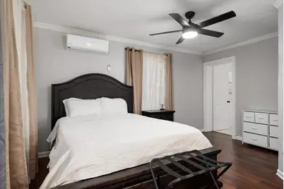 215 Caplin Street, Houston, TX 77022 - Photo 15