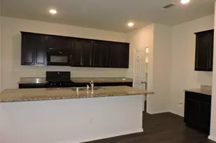 4022 Timber Sapp Dr, Conroe, TX 77304 - Photo 15