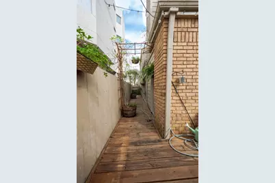 1829 Augusta Drive #1, Houston, TX 77057 - Photo 27