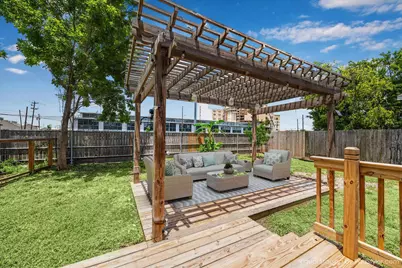 3811 Walker Street, Houston, TX 77023 - Photo 23