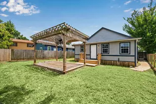 3811 Walker St, Houston, TX 77023 - Photo 27