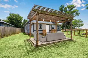3811 Walker St, Houston, TX 77023 - Photo 25