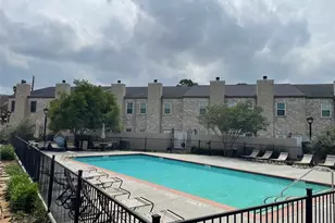 3284 Holly Hall St, Houston, TX 77054 - Photo 9