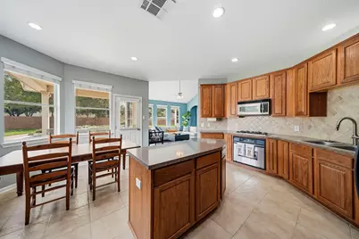 5507 Sandy Trace Court, Katy, TX 77494 - Photo 11