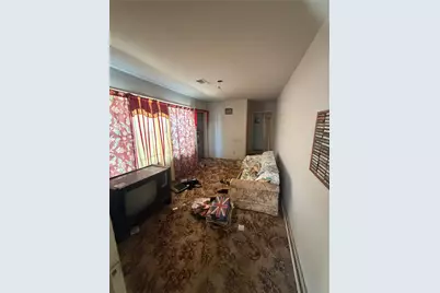 5651 McCormick Street, Houston, TX 77023 - Photo 9