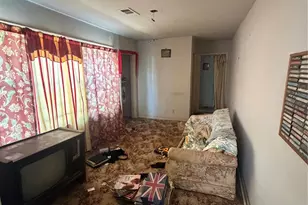 5651 McCormick St, Houston, TX 77023 - Photo 9