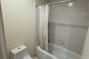 13319 Rosstown Dr, Sugar Land, TX 77478 - Photo 17