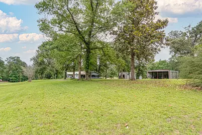 185 Rayon W, Livingston, TX 77351 - Photo 7