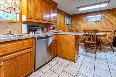 185 Rayon W, Livingston, TX 77351 - Photo 15