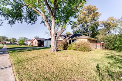 12331 Atwell Drive, Houston, TX 77035 - Photo 3