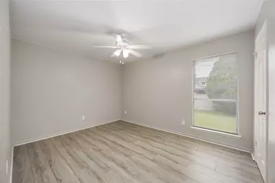 13010 Worthington Street, Sugar Land, TX 77478 - Photo 17