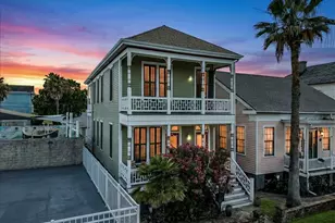 1419 Mechanic St, Galveston, TX 77550 - Photo 1