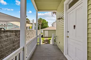 1419 Mechanic St, Galveston, TX 77550 - Photo 13
