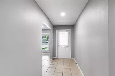 24610 Green Moss Drive, Houston, TX 77336 - Photo 9